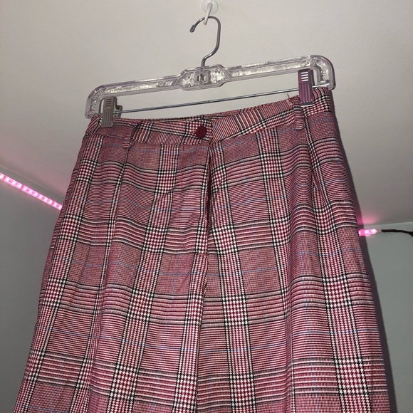 ❌SOLD - Red plaid brandy tilden pants! - Picture 4 of 5